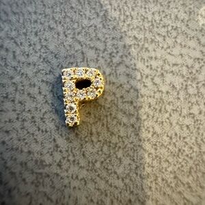 Loquet London 18k Diamond Letter P Floating Charm